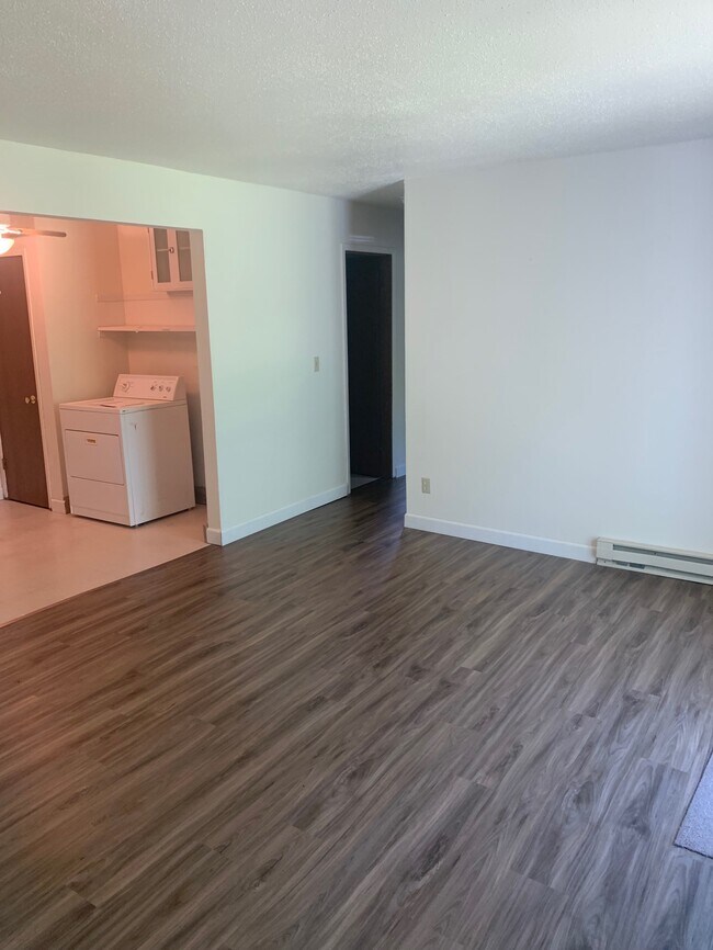 Foto del edificio - 136 Colonial Ln