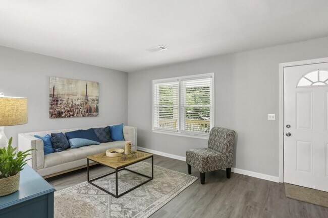 Foto del edificio - 2889 White Oak Dr