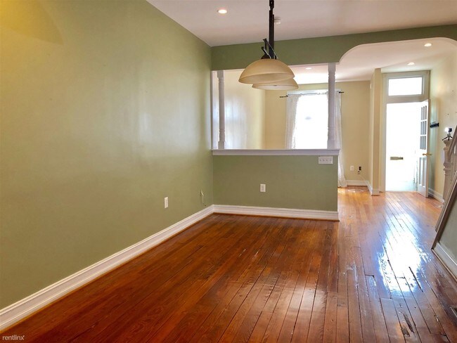 Foto del edificio - 2 br, 1.5 bath House - 125 N Kenwood Ave