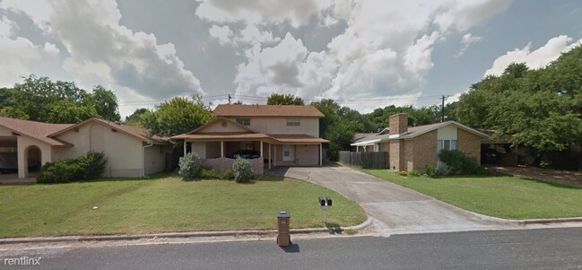 Building Photo - 8104 Sonnet Ave