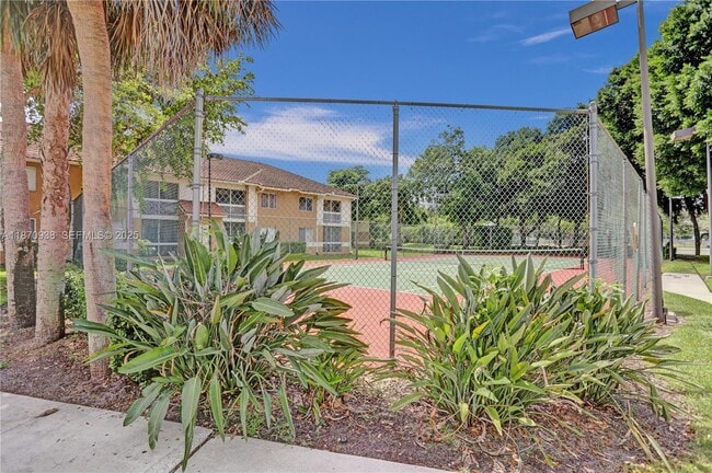 Building Photo - 801 NW 91st Terrace