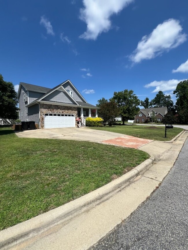 Building Photo - 24 Mill Cir