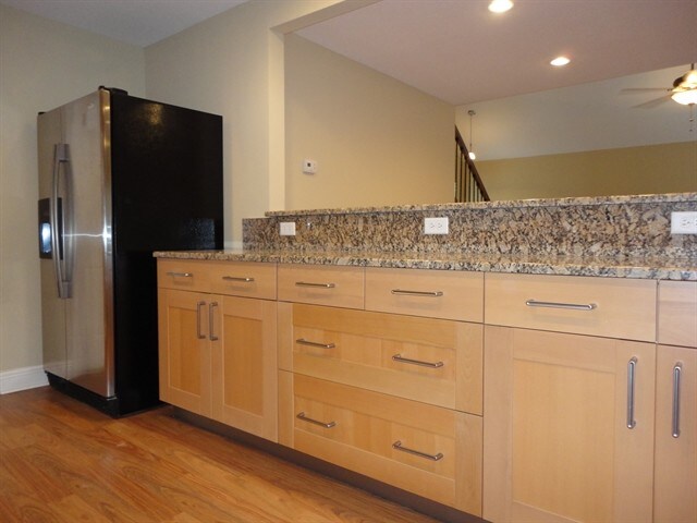 Foto del edificio - 708 Pond Pine Ct