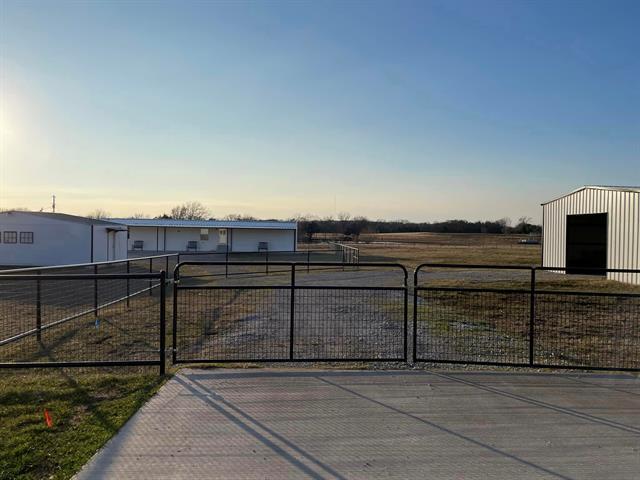 Building Photo - 128 Blackjack Rd