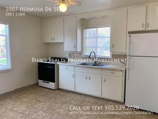 Foto del edificio - Welcome To Ridgecrest! Cozy 2 Bedroom, 1 B...