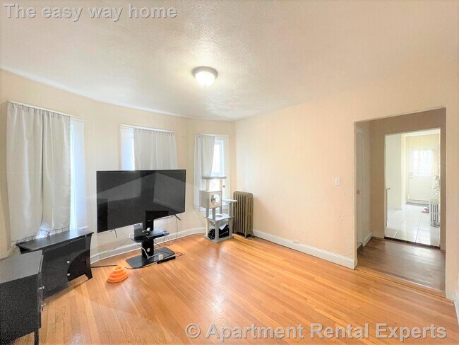 Photo - 227 Boston Ave Apartment