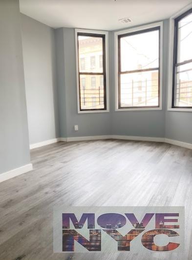 Foto del edificio - 840 E 156th St