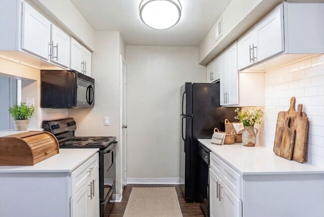 Steepleway Downs Apartments Kitchen - Steepleway Downs