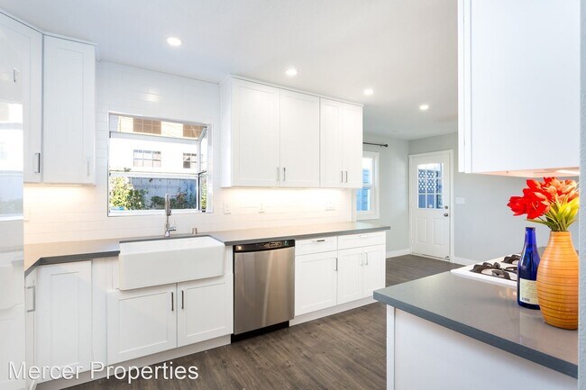 Building Photo - 3 br, 2 bath House - 330 Brookes Ave