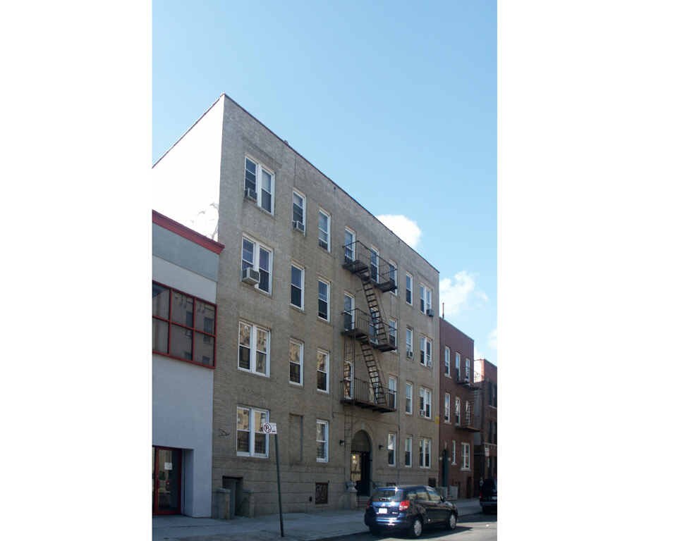 Primary Photo - 1405 Rowland St