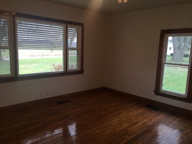 Living room - 1143 Steakhouse Rd