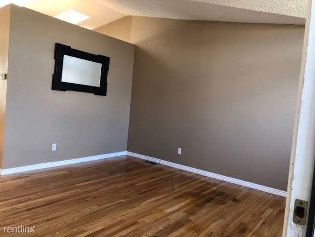 Building Photo - 4 br, 4 bath House - 5106 WEEPING WILLOW CIR
