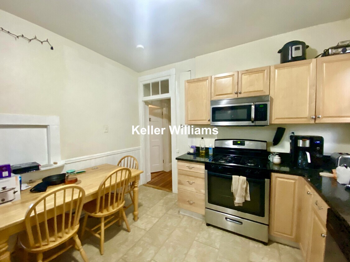 Foto principal - 53 Hillside St