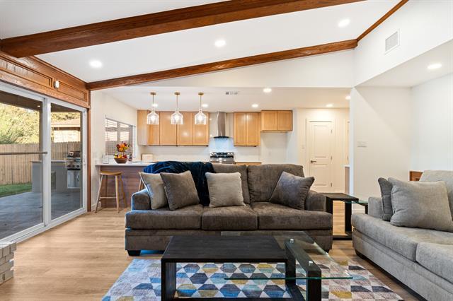 Building Photo - 8629 Baumgarten Dr