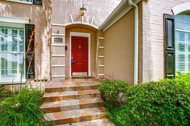 Building Photo - 6815 Gaston Ave
