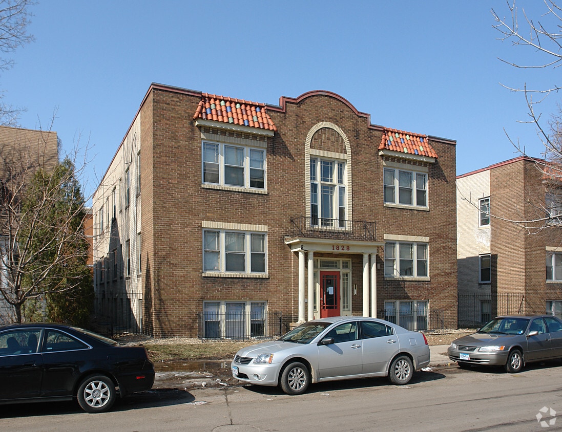 Primary Photo - 1828 Columbus Ave