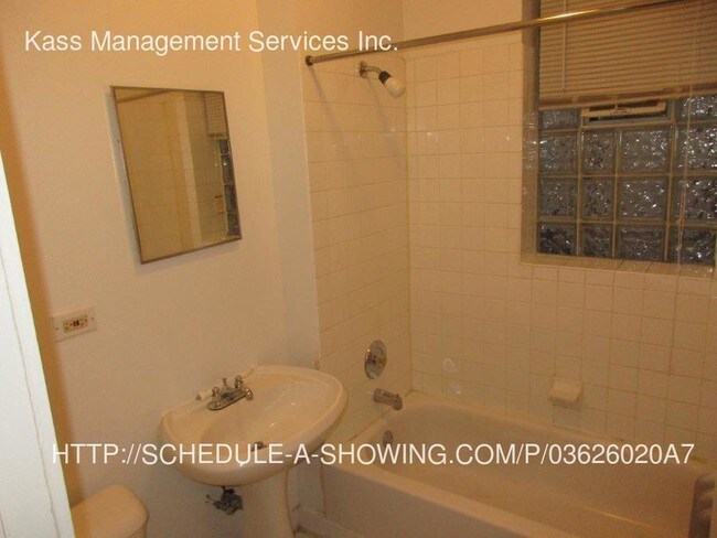 Building Photo - 5174 S King Dr