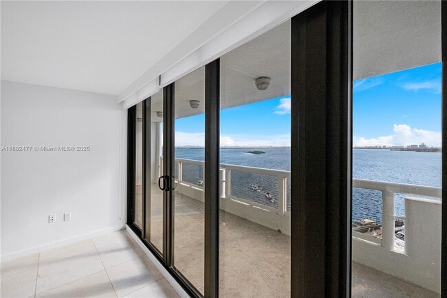 Foto del edificio - 1717 N Bayshore Dr