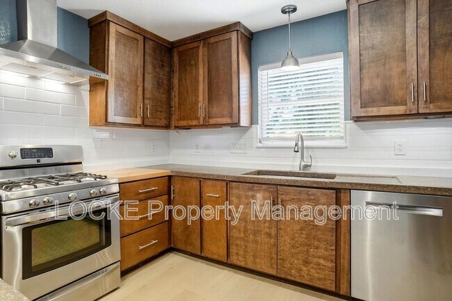 Foto del edificio - 1004 Usher St