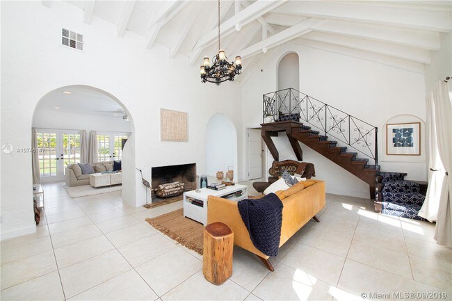 Foto del edificio - 2444 Prairie Ave