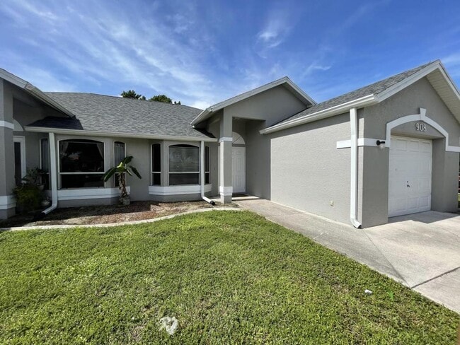 Building Photo - 906/908 Cape Coral Pkwy W