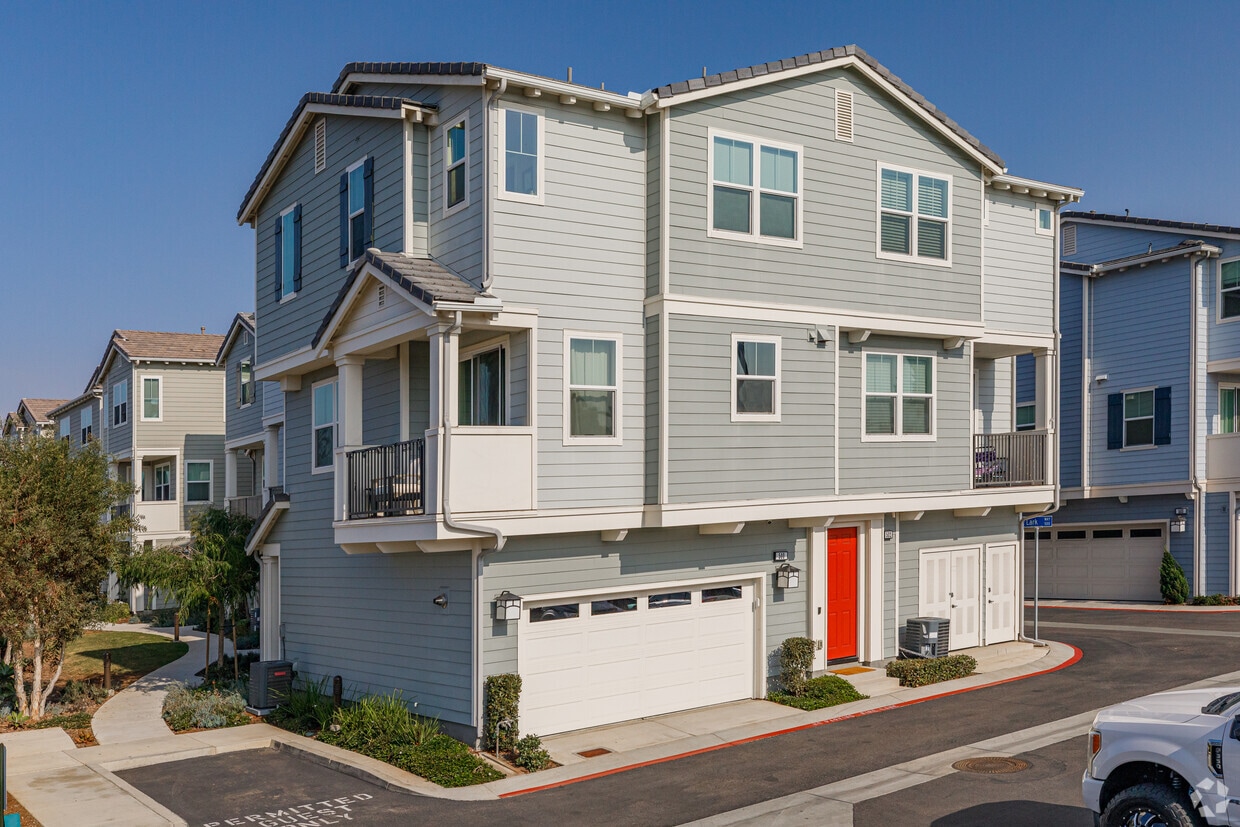Bayside Landing Apartments in Imperial Beach, CA