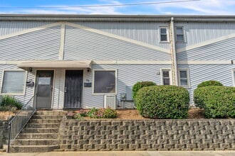 Building Photo - 3706 E North St