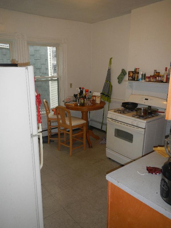 Primary Photo - 80 Hillside St