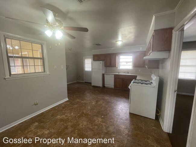 Foto del edificio - 3 br, 1.5 bath House - 1118 Georgia Street