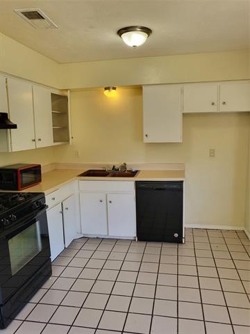 Foto del edificio - 7326 Harold Walker Dr