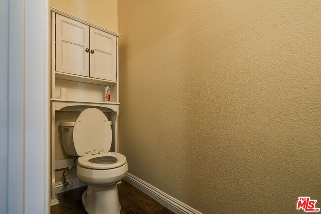Foto del edificio - 25595 Pine Creek Ln