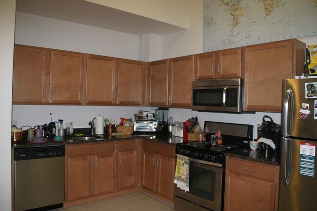 Building Photo - 4368 Cresson Street, Unit 202