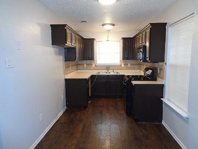 Building Photo - 2619 Starks Ave