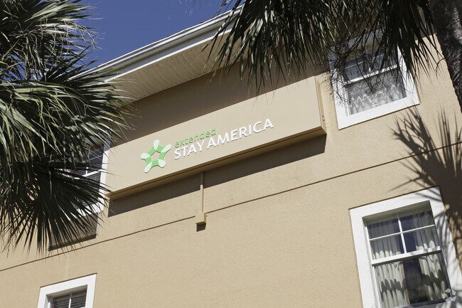 Furnished Studio - Fort Lauderdale - 4