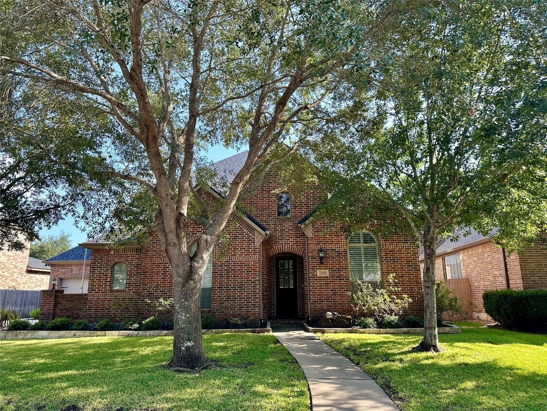 Foto principal - 25503 Madison Falls Ln
