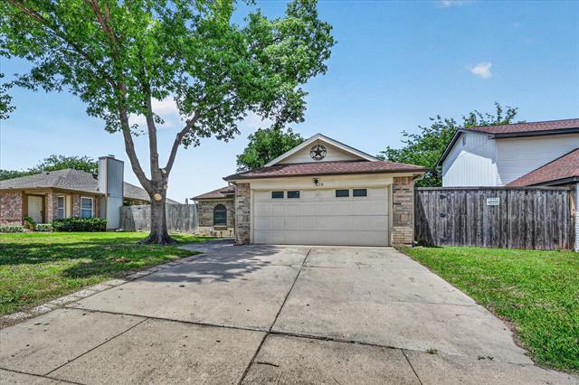 Building Photo - 1419 Woodfern Dr