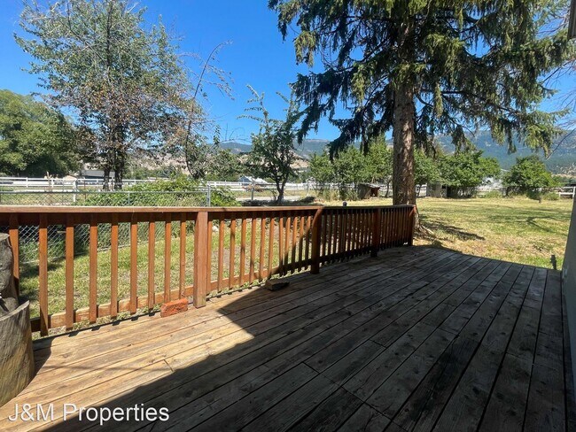 Foto del edificio - 2 br, 1.5 bath House - 1601 Conklin St