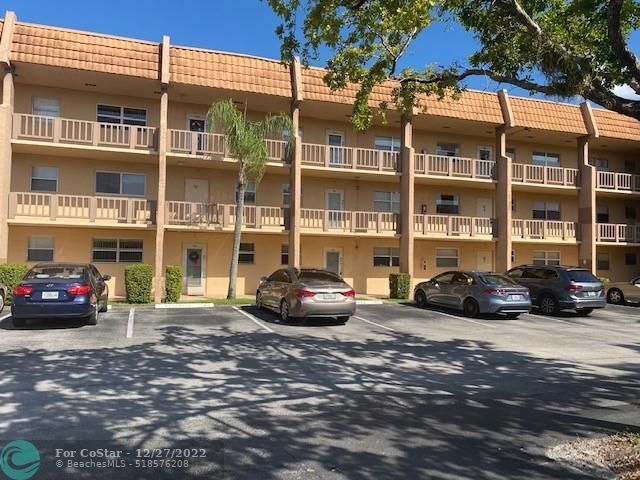 Foto del edificio - 6550 Royal Palm Blvd