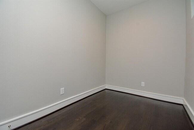 Foto del edificio - 5302 Chenevert St