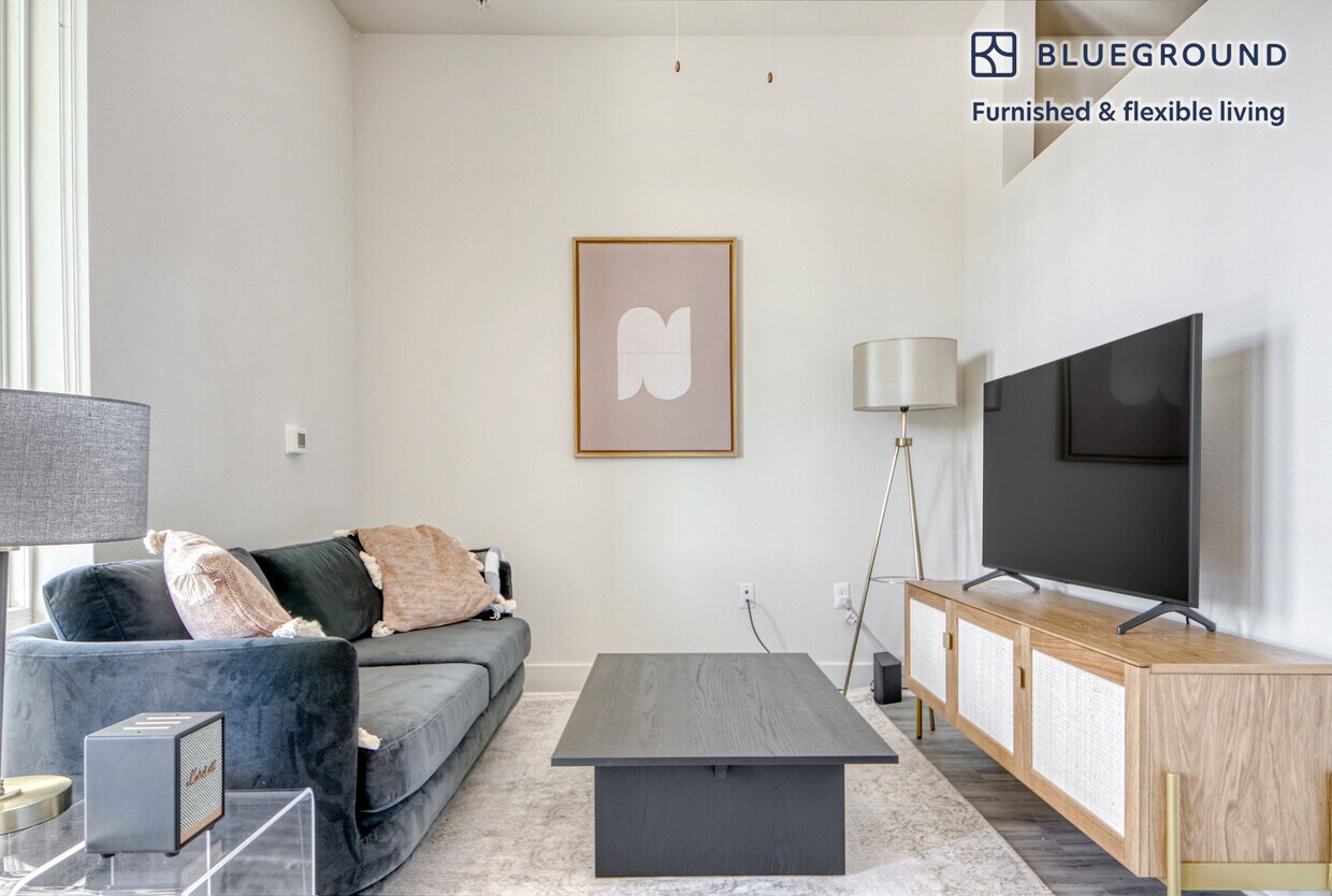 Foto principal - 3235 Larimer St