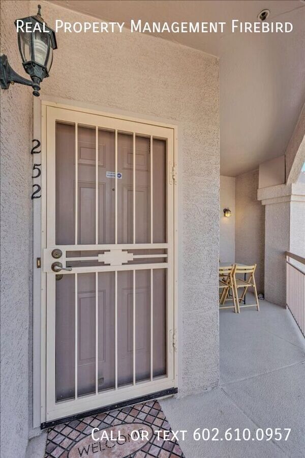 Foto del edificio - 9151 W Greenway Rd