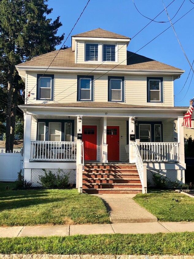 Primary Photo - 17 William St