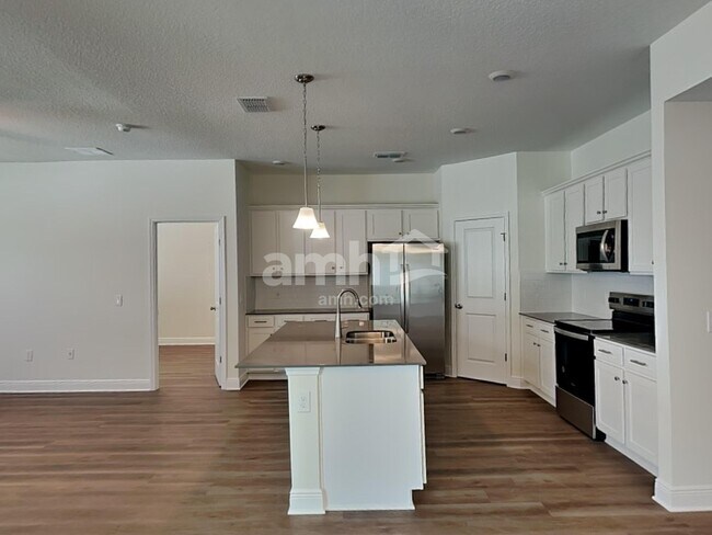 Building Photo - 1134 Heavenly Dr
