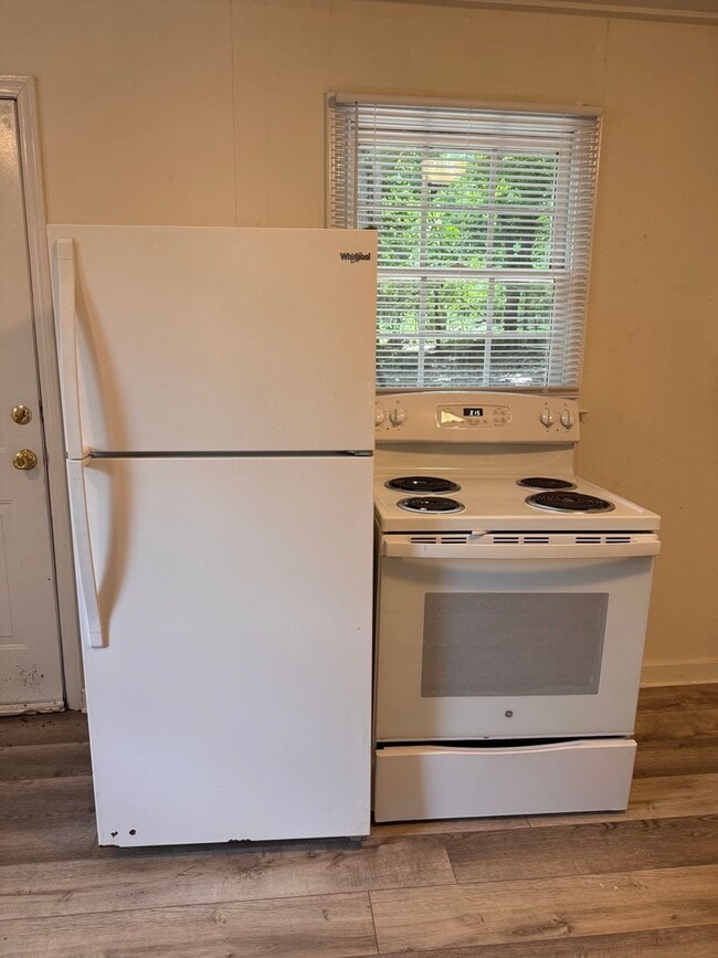 Foto del edificio - 2 BED, 1 BATH HOME LOCATED IN RAMSEUR