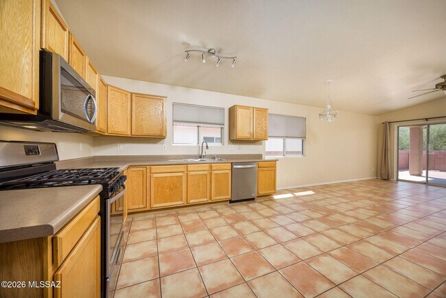 Building Photo - 12253 N Brightridge Dr