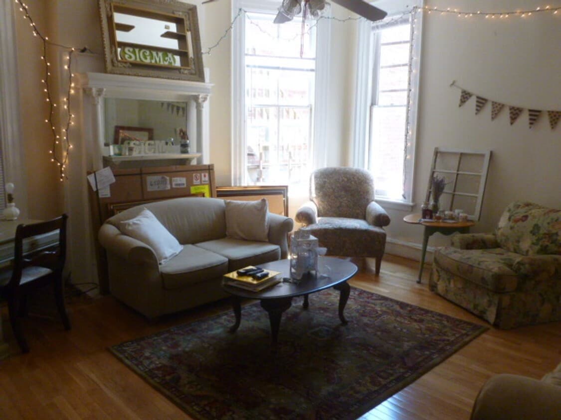 Primary Photo - 1123 Grove Ave