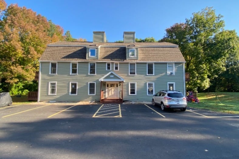 Darby Field Commons Apartments in Lee, NH