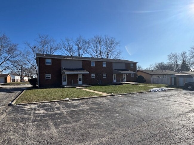 Building Photo - 209-215 Keigher Dr