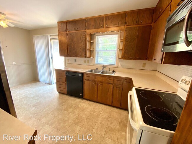 Building Photo - 3 br, 2 bath House - 1618 6th Street South