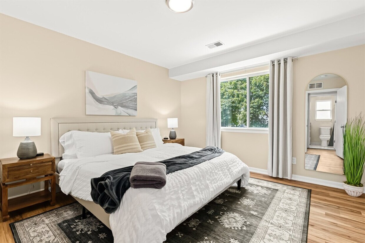 Foto principal - 18360 Martin Rd